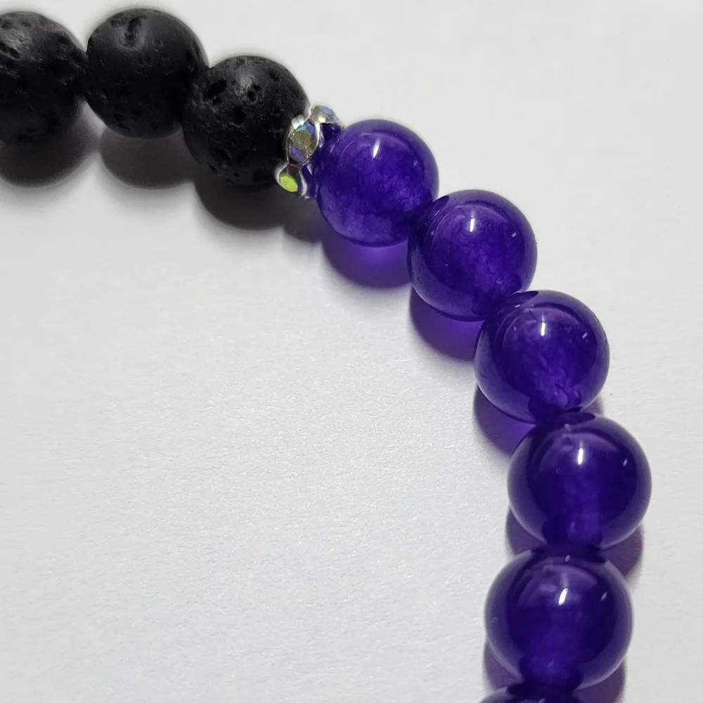 Amethyst purple and lava rock essential oil diffuser aromatherapy bracelet NWT